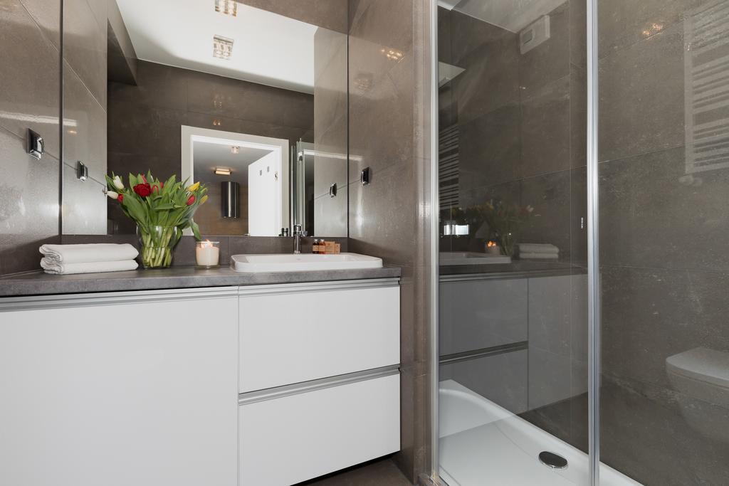 Jantar Apartamenty Design Latarnia Morska كولوبرزيغ المظهر الخارجي الصورة
